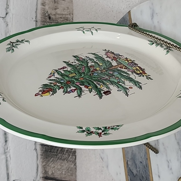 Spode Christmas Tree 12" Round Scalloped Chop Plate/Platter - Picture 12 of 17